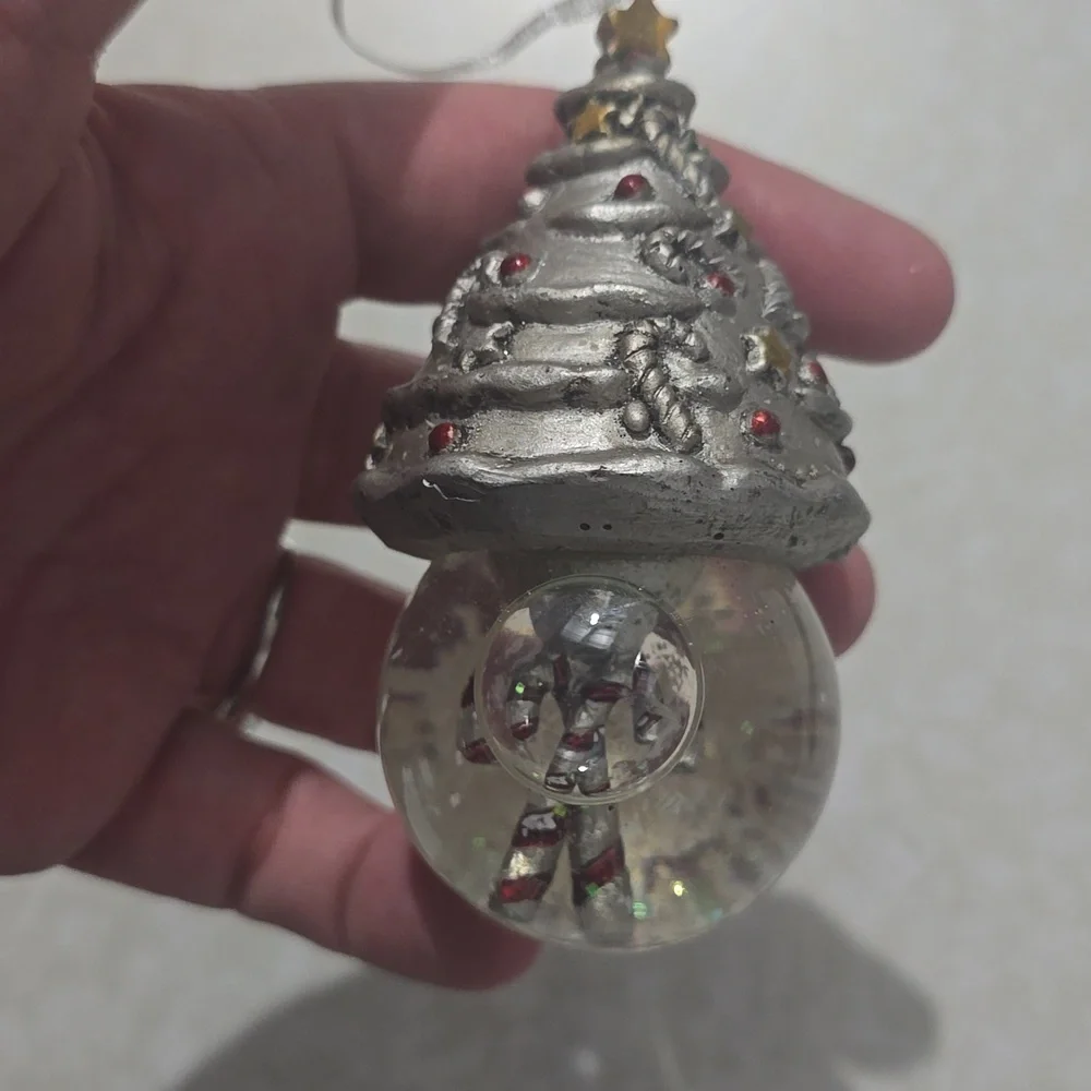 Festive‎ Christmas Tree Ornament with Candy Cane